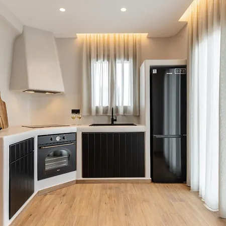 Naxian Spirit Luxury Plaka Вилла *