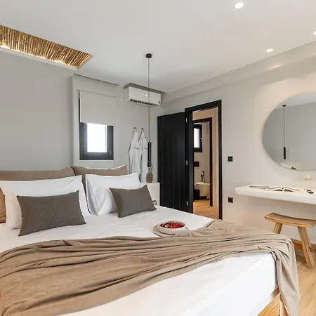 Вилла Naxian Spirit Luxury Plaka *
