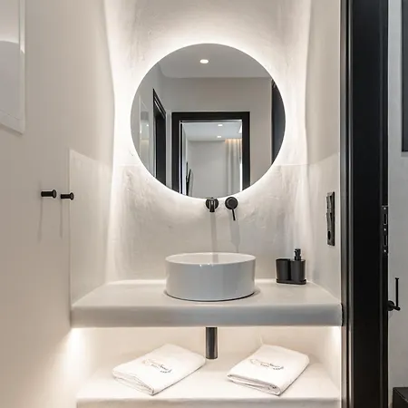 Naxian Spirit Luxury Plaka