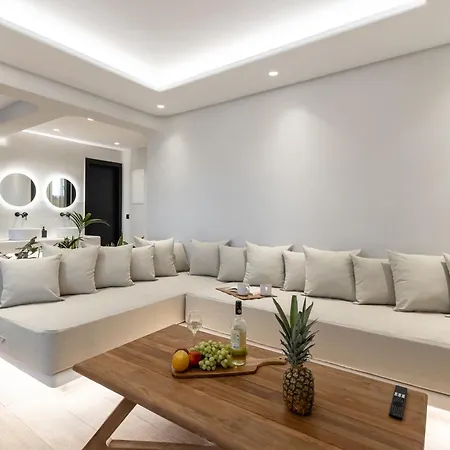 Naxian Spirit Luxury Plaka Villa