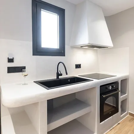 Вилла Naxian Spirit Luxury Plaka